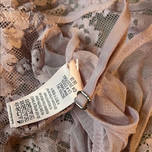 Lace Purple Bodysuit - Picture 3 of 3